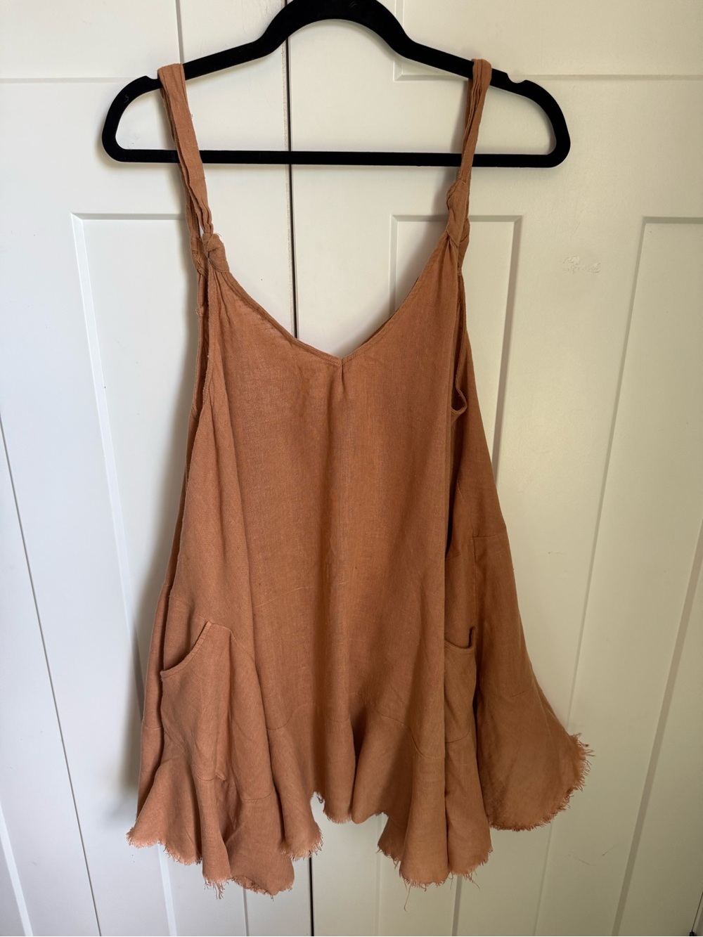 Free People Rust-Tan Flowy Tunic Top with Knotted Straps and pockets. Size S.